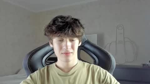 mason_jr online show from September 16, 2025, 4:08 pm