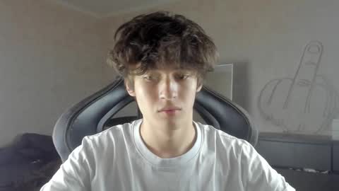 mason_jr online show from October 1, 2025, 12:49 am