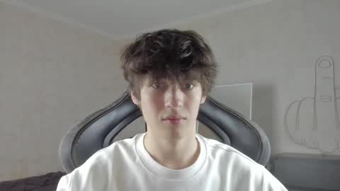 mason_jr online show from October 5, 2025, 2:10 am