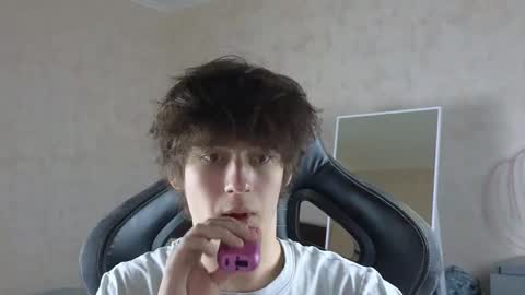 mason_jr online show from October 21, 2025, 7:14 pm