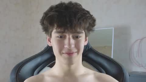 mason_jr online show from November 1, 2025, 2:08 pm