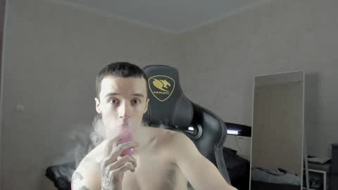 Snapshot of mason_warhol chatting on January 16, 2025, 3:46 pm Mason online show from January 16, 2025, 3:46 pm