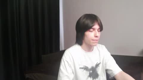Snapshot of masonsilver_ chatting on April 22, 2026, 8:50 am masonsilver_ online show from April 22, 2026, 8:50 am