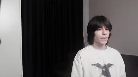 Snapshot of masonsilver_ chatting on April 24, 2026, 9:45 am masonsilver_ online show from April 24, 2026, 9:45 am