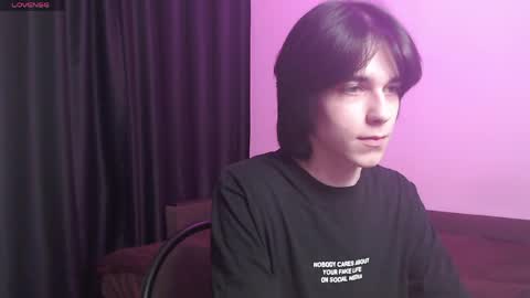 Snapshot of masonsilver_ chatting on May 23, 2026, 10:19 am masonsilver_ online show from May 23, 2026, 10:19 am