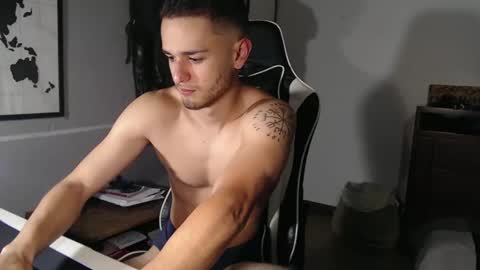 massimo online show from October 3, 2025, 11:02 pm