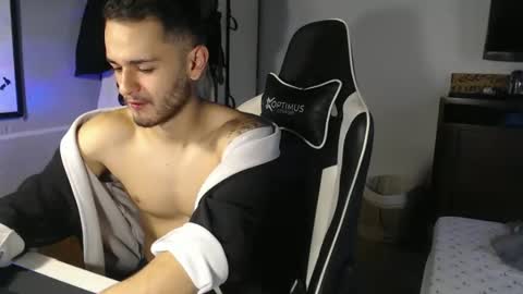 massimo online show from November 8, 2025, 3:12 pm