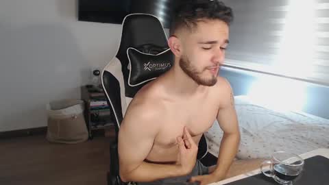 Massimo Santino online show from April 18, 2026, 3:38 pm