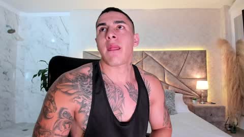 Snapshot of massimocontie_ chatting on December 4, 2024, 12:25 pm Massimo Contie online show from December 4, 2024, 12:25 pm