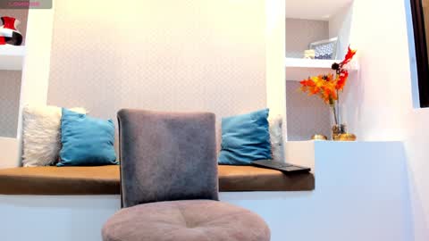 Snapshot of massimocontie_ chatting on December 14, 2024, 1:05 pm Massimo Contie online show from December 14, 2024, 1:05 pm