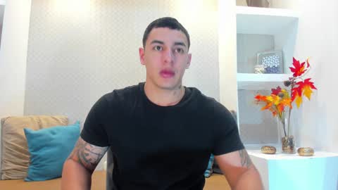 Snapshot of massimocontie_ chatting on January 3, 2025, 12:52 pm Massimo Contie online show from January 3, 2025, 12:52 pm