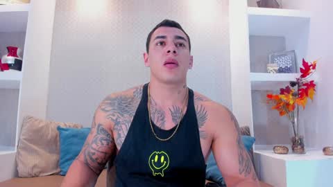 Snapshot of massimocontie_ chatting on January 13, 2025, 12:56 pm Massimo Contie online show from January 13, 2025, 12:56 pm