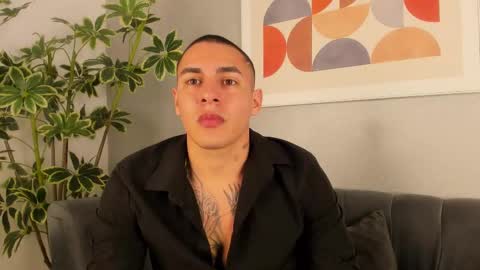 Snapshot of massimocontie_ chatting on September 11, 2025, 10:43 pm Massimo Contie online show from September 11, 2025, 10:43 pm