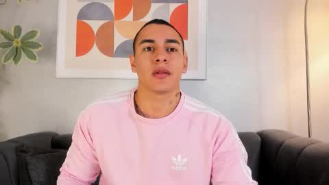 Snapshot of massimocontie_ chatting on October 27, 2025, 12:42 pm Massimo Contie online show from October 27, 2025, 12:42 pm