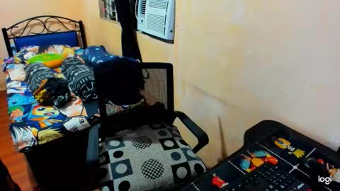 kimmy online show from November 22, 2025, 11:31 am