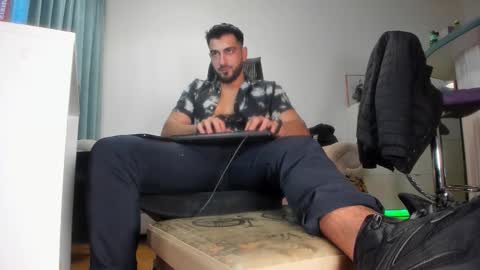 Matthew online show from October 1, 2025, 6:03 pm