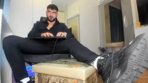 Matthew online show from October 5, 2025, 10:57 am