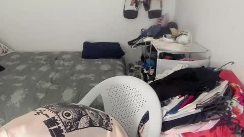 master_boy28 online show from January 7, 2026, 8:22 pm