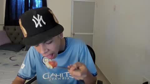 master_boy28 online show from March 3, 2026, 7:42 pm