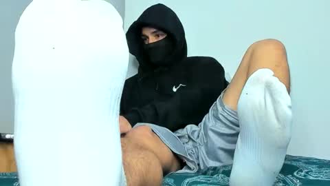 master_dominant_777 online show from April 24, 2026, 2:41 pm