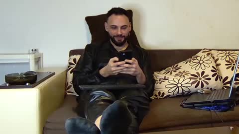 SIR online show from February 6, 2025, 7:29 pm