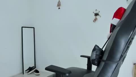 Alpha junior online show from December 18, 2025, 1:17 pm