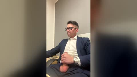 Snapshot of masterboss_fl chatting on April 15, 2026, 11:50 am Master Boss online show from April 15, 2026, 11:50 am