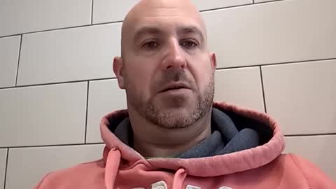 Snapshot of masterclass69er chatting on November 17, 2025, 10:32 am Bob online show from November 17, 2025, 10:32 am