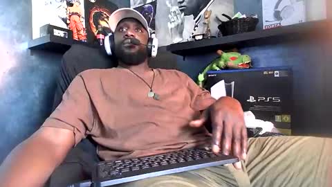 Snapshot of mastermarvel22 chatting on February 22, 2026, 3:43 pm BlackMarvel online show from February 22, 2026, 3:43 pm