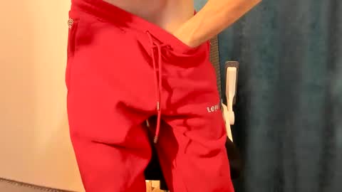 Silly Rabbit  online show from December 5, 2024, 8:33 pm