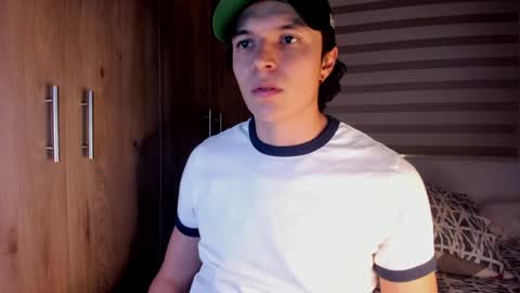 mastrangelo_x online show from April 13, 2026, 4:29 am