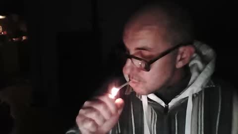 mat11efou online show from December 23, 2024, 6:16 pm