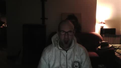 mat11efou online show from February 19, 2025, 11:49 am