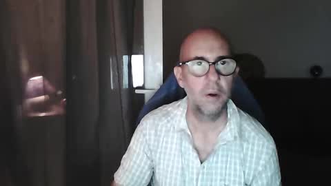 mat11efou online show from September 30, 2025, 7:19 pm