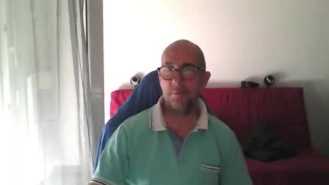 mat11efou online show from October 9, 2025, 10:24 am