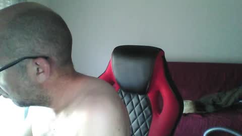 Snapshot of mat11efou chatting on July 21, 2026, 7:11 am mat11efou online show from July 21, 2026, 7:11 am