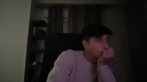 Aaron online show from November 17, 2025, 4:13 pm