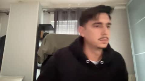 Aaron online show from December 19, 2025, 12:12 pm