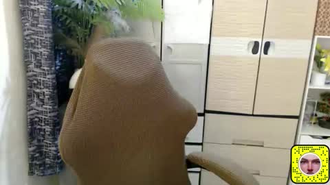 matcha_latte33 online show from February 25, 2026, 2:48 pm