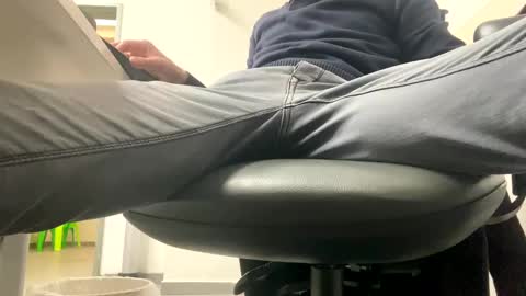 matcris90 online show from January 18, 2025, 3:38 pm