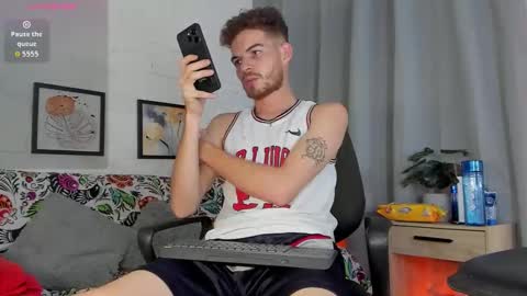 MATEO HUNTER online show from December 14, 2025, 8:52 am