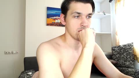 mateo_zeus online show from January 19, 2025, 3:18 am