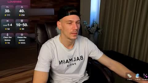 MateoBenjamin online show from March 8, 2026, 11:58 am