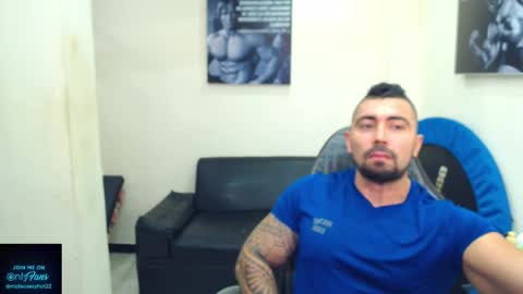 Snapshot of mateosexyhot22 chatting on May 21, 2026, 6:59 pm Mateo online show from May 21, 2026, 6:59 pm