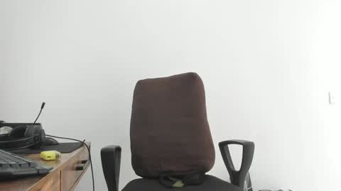 Snapshot of matheusbeard2 chatting on January 27, 2025, 6:41 pm Matheus online show from January 27, 2025, 6:41 pm