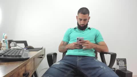 Snapshot of matheusbeard2 chatting on February 11, 2025, 5:18 pm Matheus online show from February 11, 2025, 5:18 pm