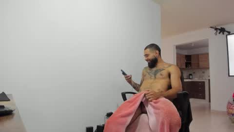 Snapshot of matheusbeard2 chatting on February 28, 2025, 8:28 pm Matheus online show from February 28, 2025, 8:28 pm