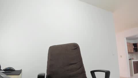 Snapshot of matheusbeard2 chatting on March 6, 2025, 9:53 pm Matheus online show from March 6, 2025, 9:53 pm