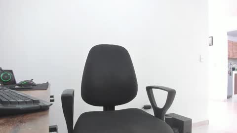 Snapshot of matheusbeard2 chatting on October 7, 2025, 2:25 pm Matheus online show from October 7, 2025, 2:25 pm