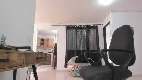 Snapshot of matheusbeard2 chatting on April 8, 2026, 7:58 pm Matheus online show from April 8, 2026, 7:58 pm